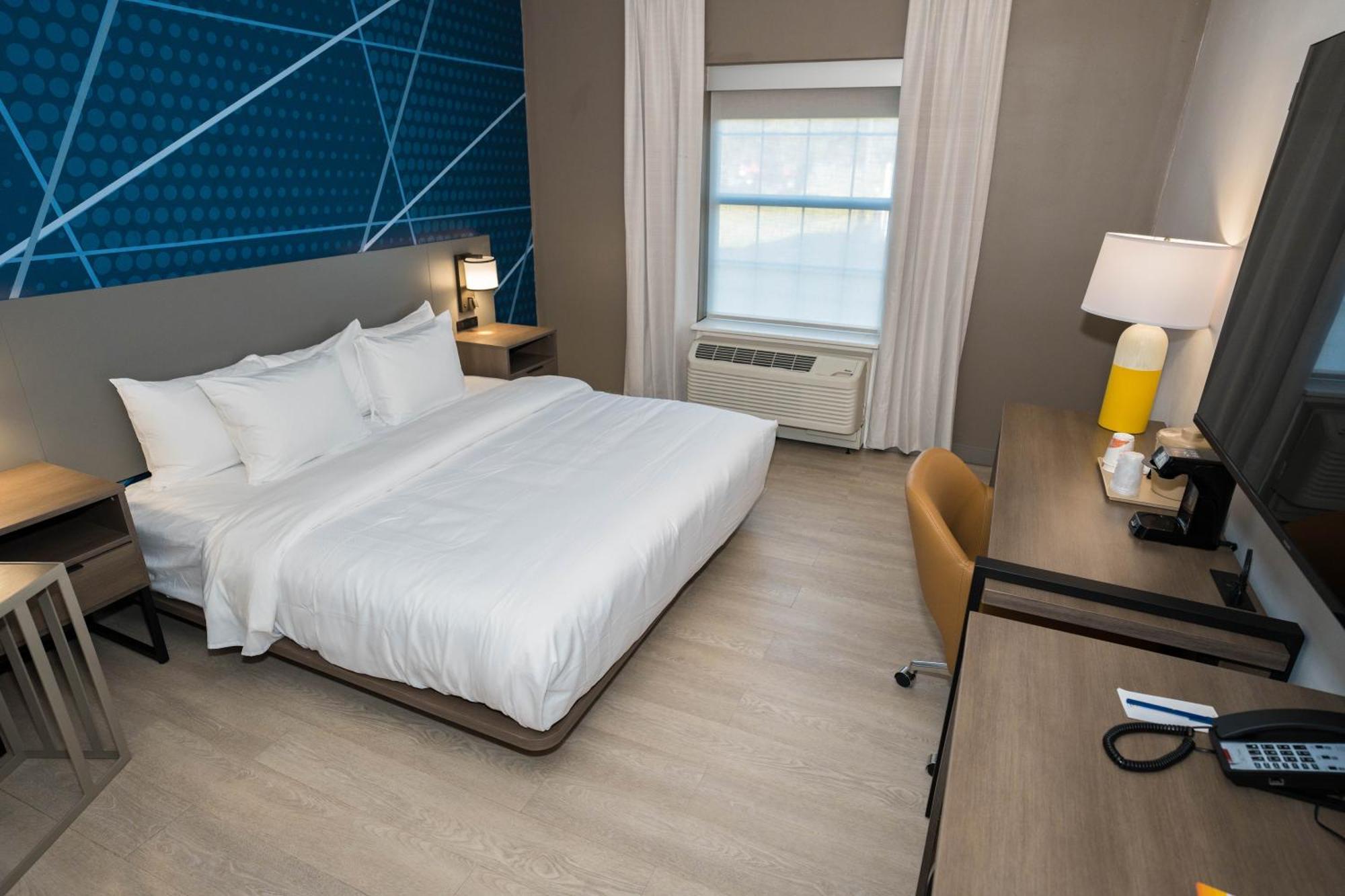 Comfort Inn & Suites River City Decatur Esterno foto