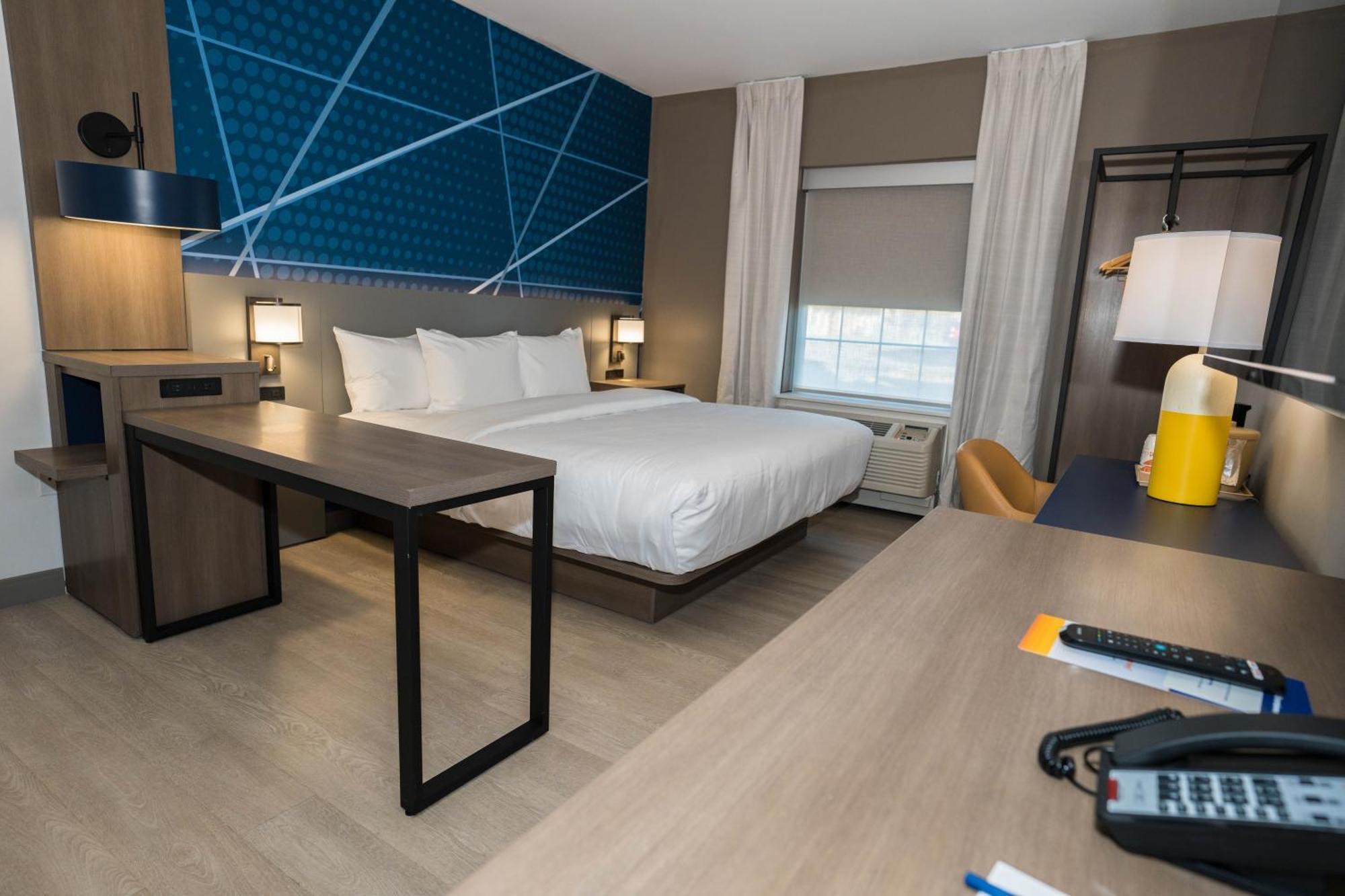 Comfort Inn & Suites River City Decatur Esterno foto