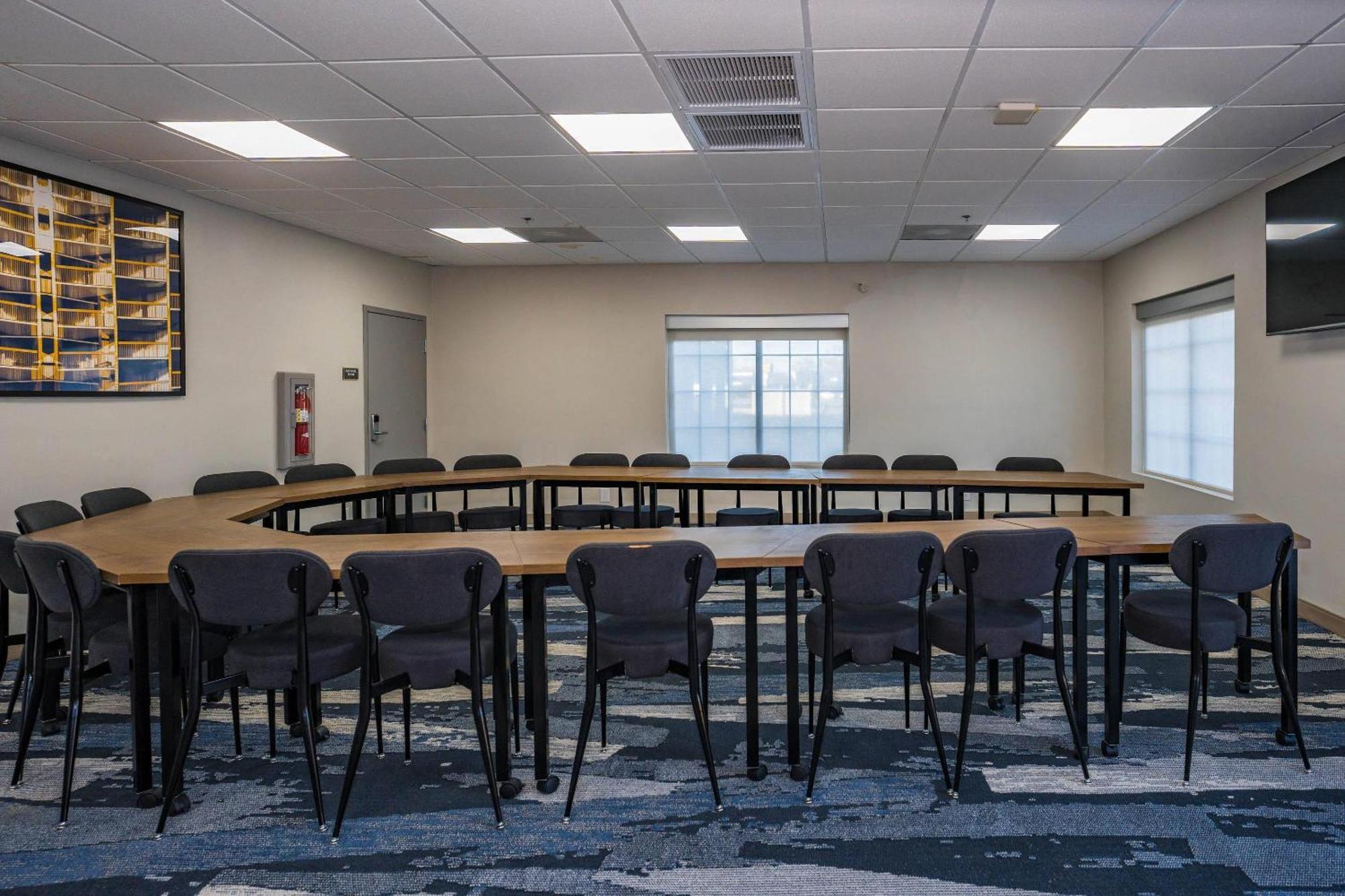 Comfort Inn & Suites River City Decatur Esterno foto